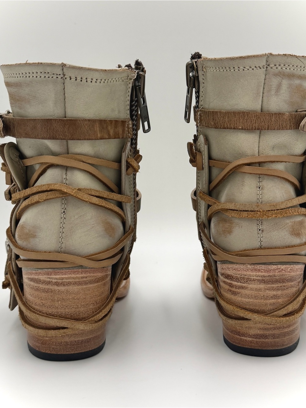 Freebird Ice Crue Booties | Sz 8 | EUC| Box - Picture 9 of 12